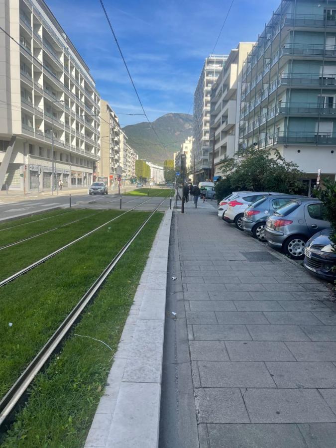 Chez Flo Apartment Grenoble Exterior foto